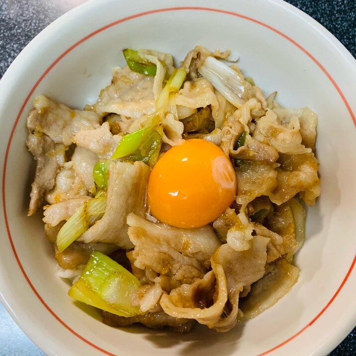 にんにくたっぷり濃いめ！すた丼♪